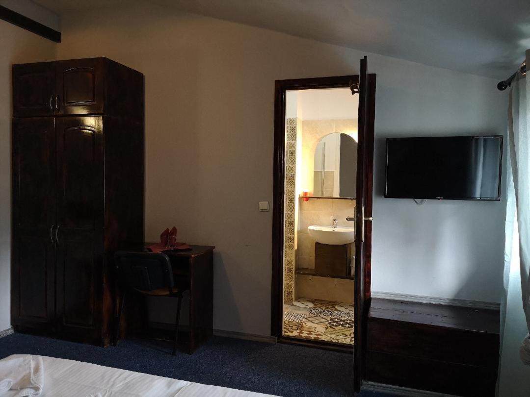 Pension Flamingo Braşov Exterior foto