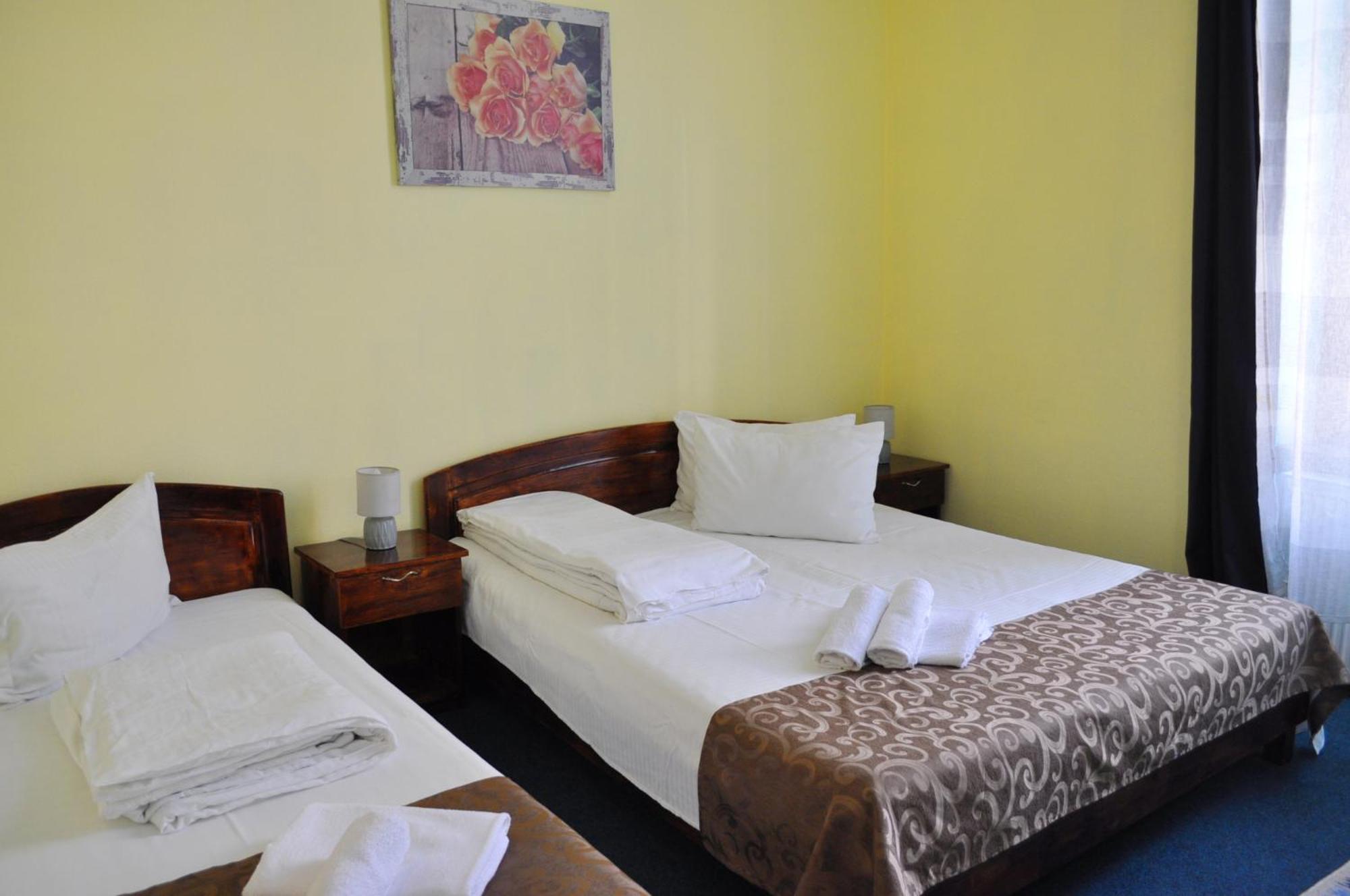 Pension Flamingo Braşov Exterior foto